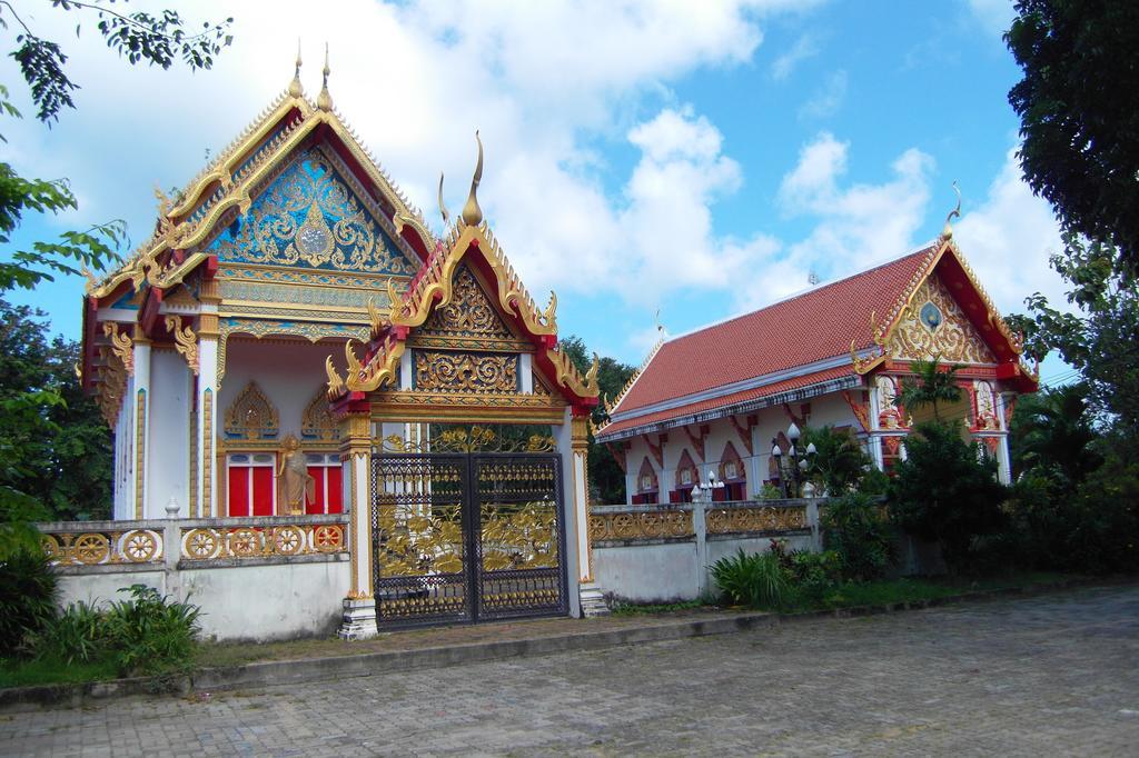 Palm Village Rawai Exterior photo