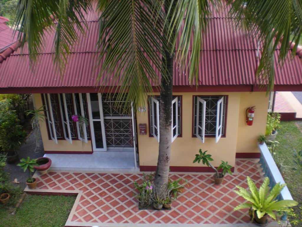 Palm Village Rawai Exterior photo